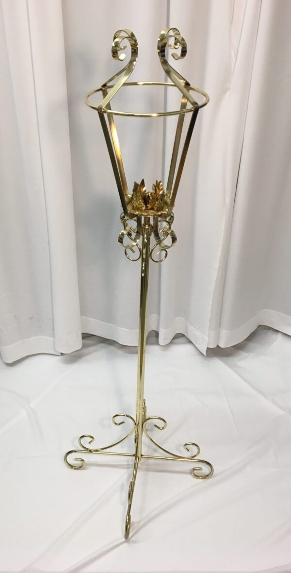 Single Lantern Brass